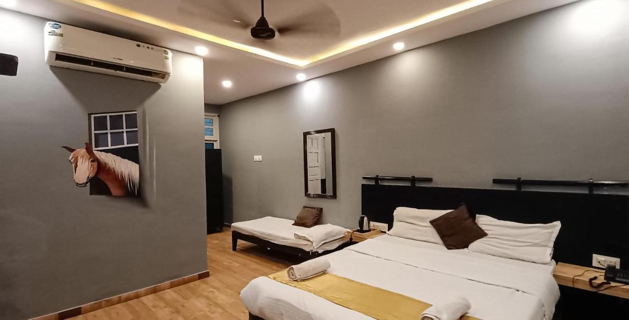 Fabexpress Neo Calangute Beach Resort Екстер'єр фото