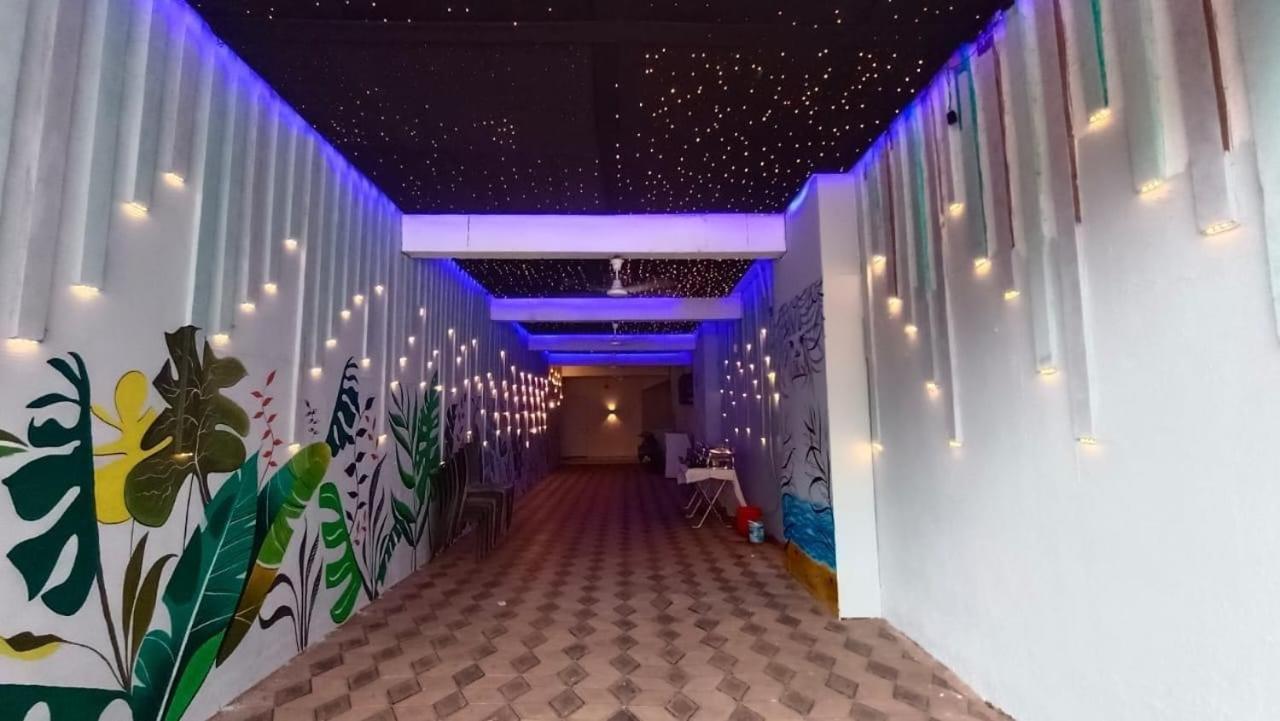 Fabexpress Neo Calangute Beach Resort Екстер'єр фото