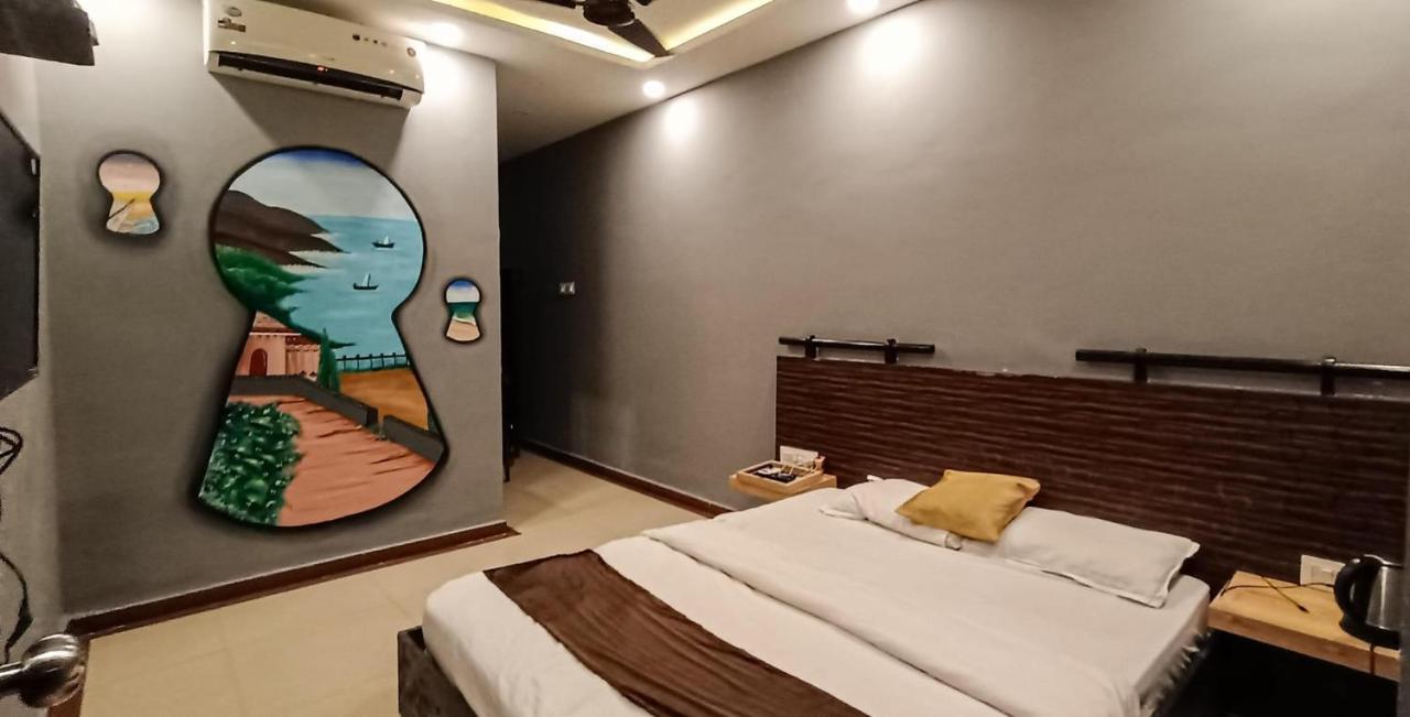 Fabexpress Neo Calangute Beach Resort Екстер'єр фото