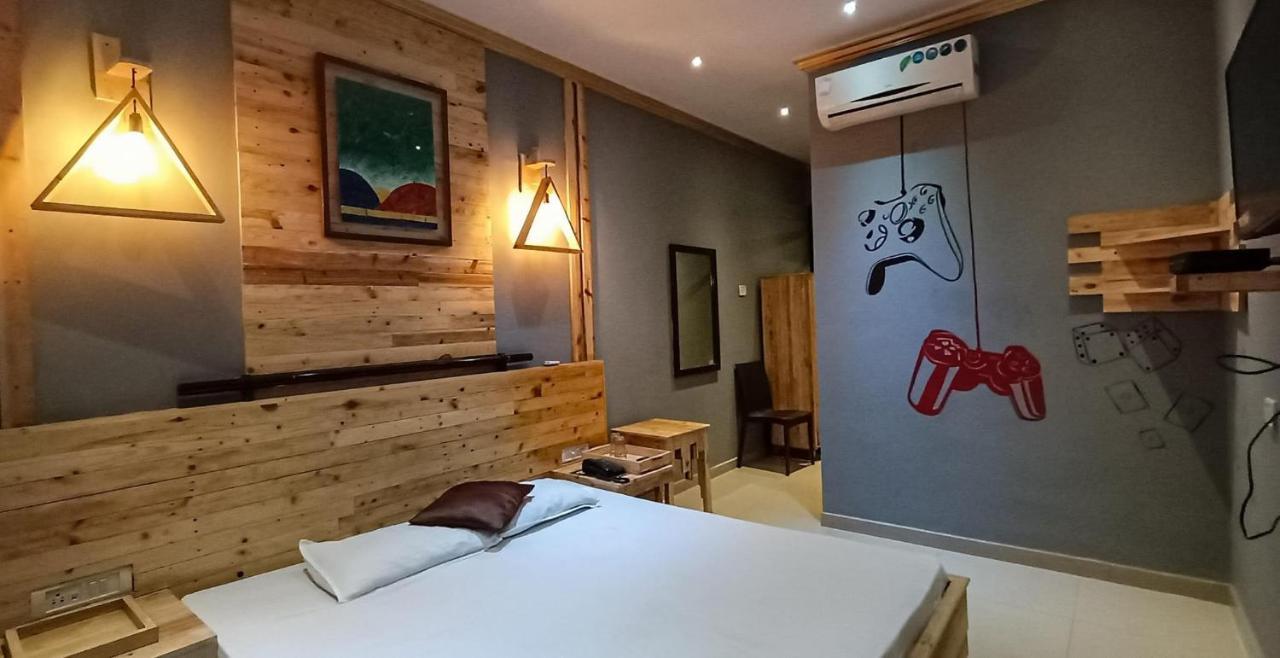 Fabexpress Neo Calangute Beach Resort Екстер'єр фото