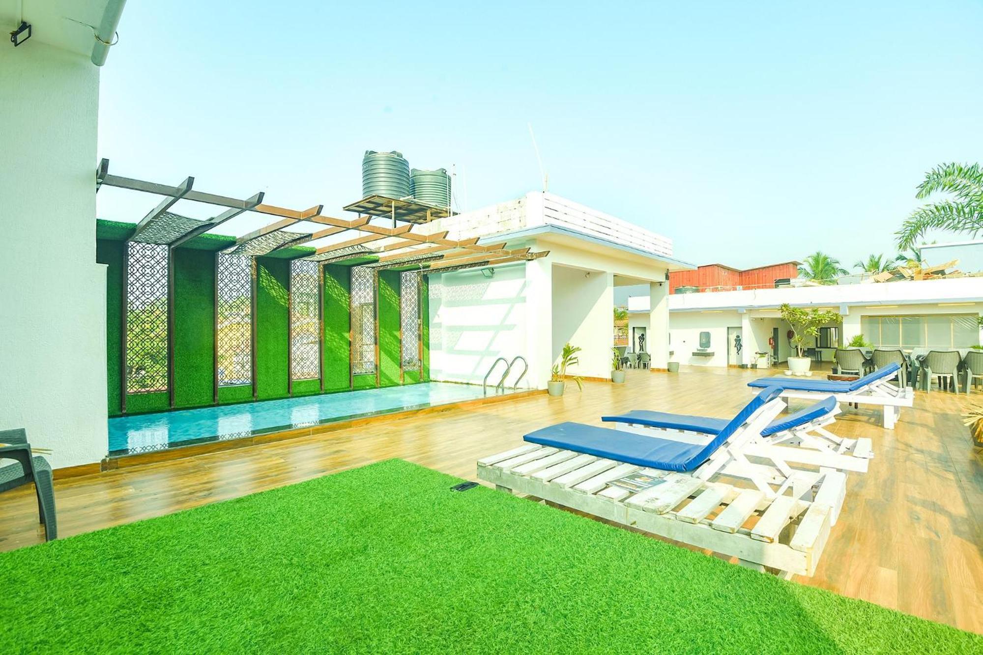 Fabexpress Neo Calangute Beach Resort Екстер'єр фото
