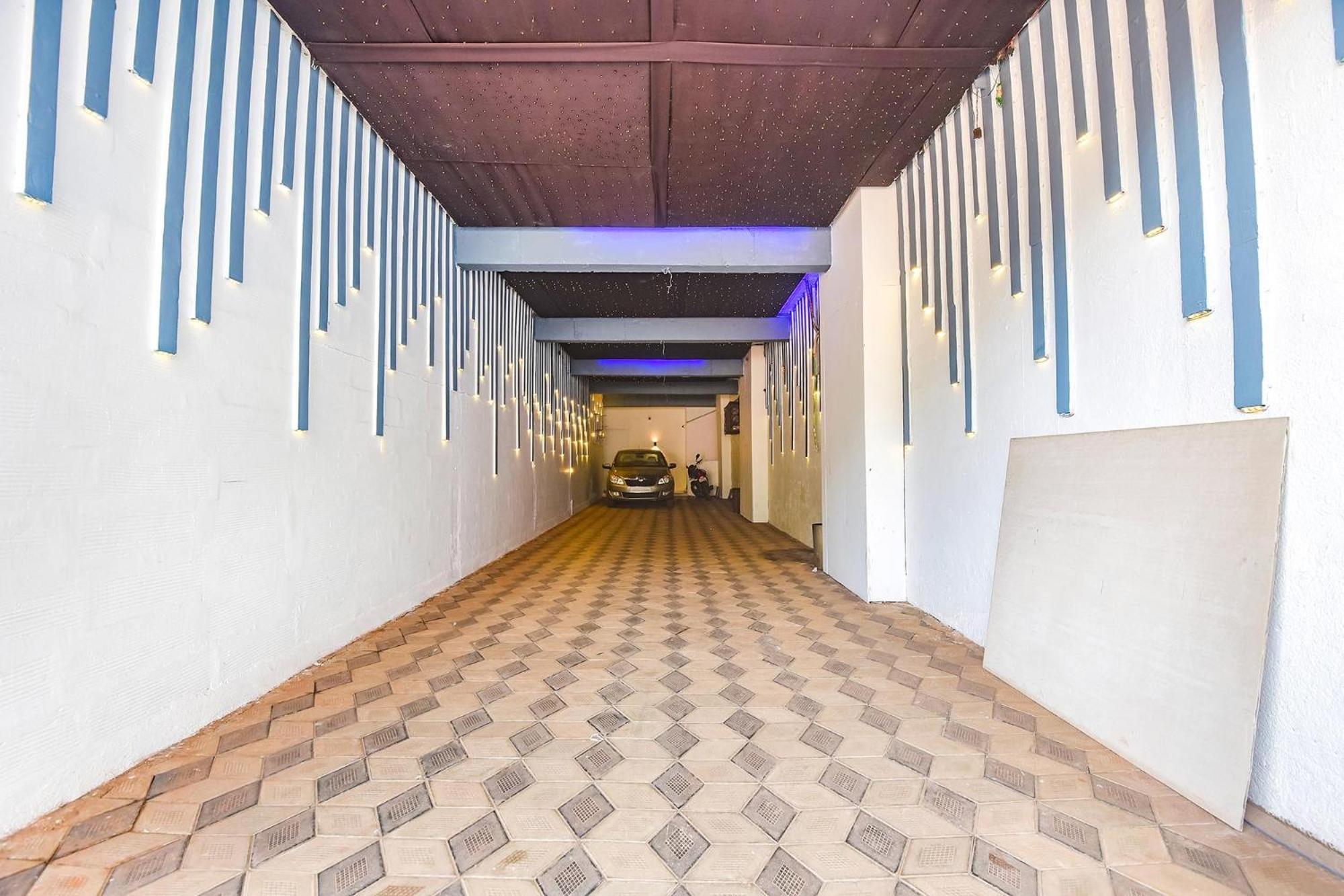 Fabexpress Neo Calangute Beach Resort Екстер'єр фото